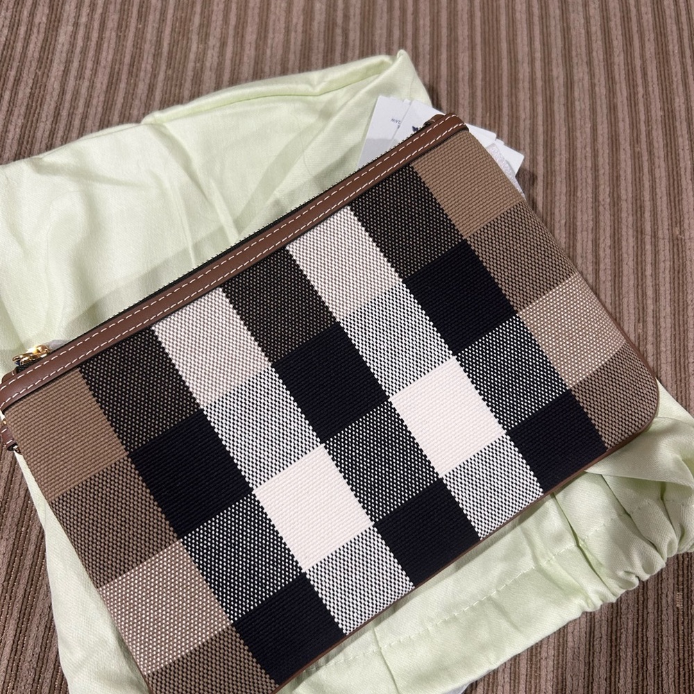 Burberry Checkered Clutch in Tan and Black - Picture 4 of 7